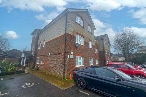 2 bedroom flat to rent, Jessamine Road, Shirley Warren