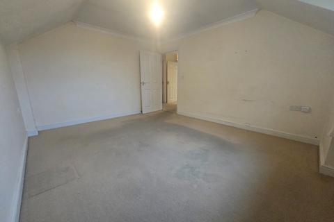 2 bedroom flat to rent, Jessamine Road, Shirley Warren