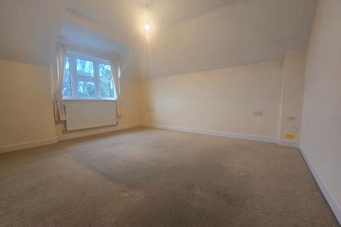 2 bedroom flat to rent, Jessamine Road, Shirley Warren