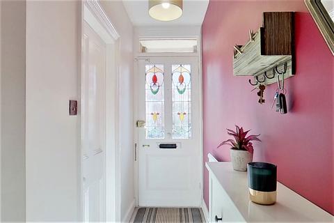 4 Albert Road, Canterbury, CT1 1UJ