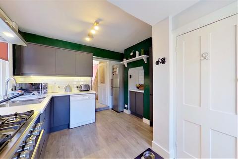 4 Albert Road, Canterbury, CT1 1UJ