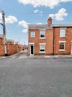 3 bedroom end of terrace house to rent, Baden Street, Chester-le-Street DH3