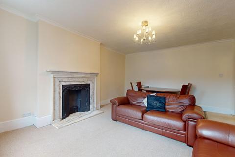 3 bedroom apartment to rent, North Street, Ashford, Kent, TN24