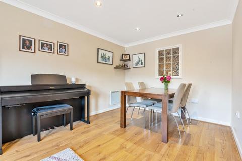 2, The Courtyard Stoke Road, Guildford, GU1 4HP