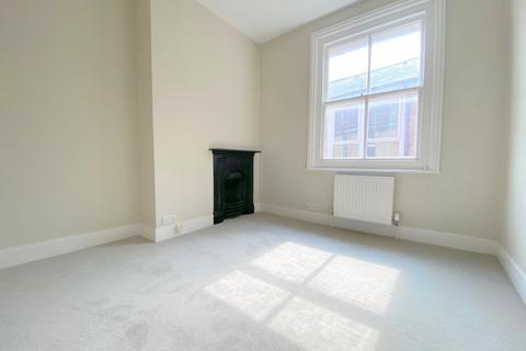 2 bedroom maisonette to rent, Grosvenor Park, Tunbridge Wells