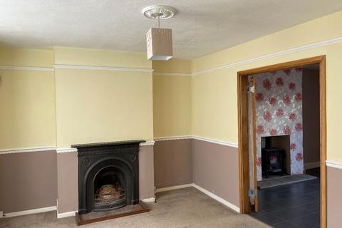 3 bedroom terraced house to rent, Whitfield Avenue, Dover