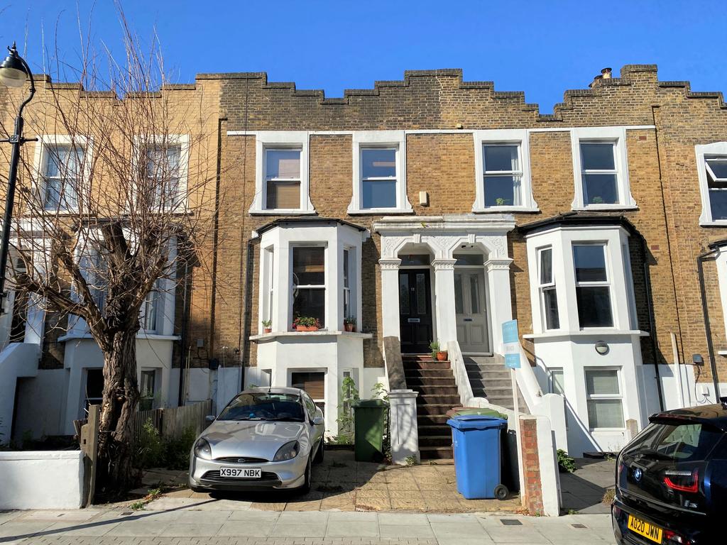 Fenwick Road, London, SE15 5 bed terraced house £1,150,000