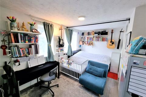 undefined, Badgers Close, Hayes, Greater London, UB3