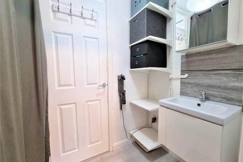 undefined, Badgers Close, Hayes, Greater London, UB3
