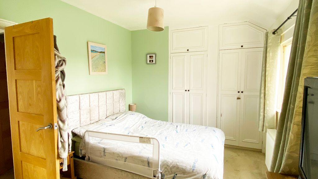 Bedroom 1 (Double)