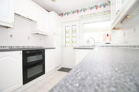 6 Balmoral Place, Thornton-cleveleys, FY5 5HU