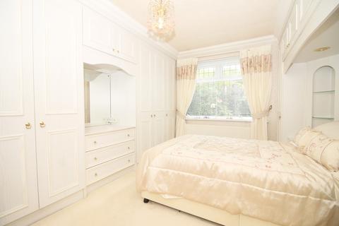 6 Balmoral Place, Thornton-cleveleys, FY5 5HU