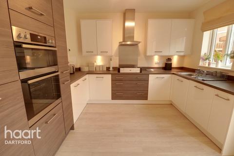 3 Emmeline Avenue, Weldon, Swanscombe, DA10 1EA