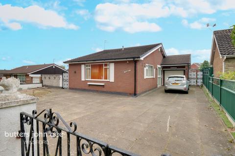 2 bedroom detached bungalow for sale - Beeston Drive, Winsford