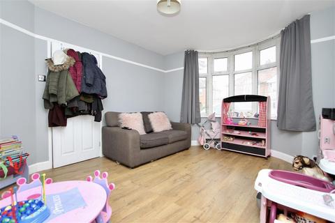 70 Beechcroft Road, Ipswich, IP1 6BD