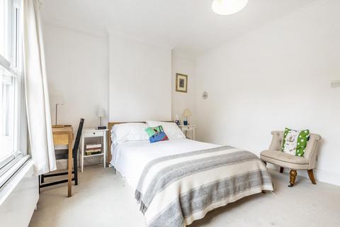61 Robson Road, London, SE27 9LB