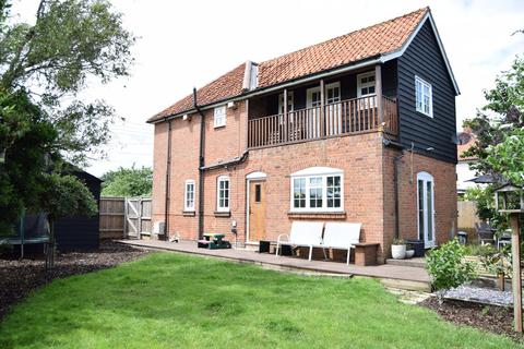 3 West View, Kelsale, Saxmundham, IP17 2NR