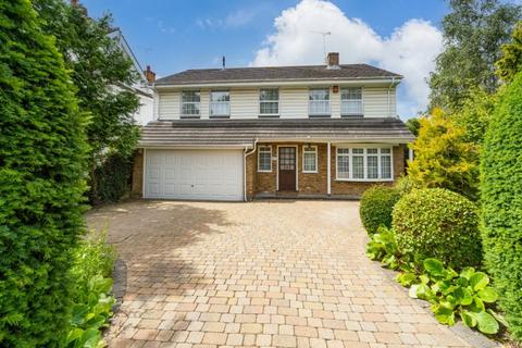 31 Nower Hill, Pinner, HA5 5QR
