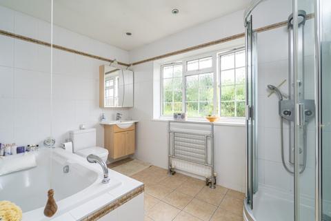 31 Nower Hill, Pinner, HA5 5QR