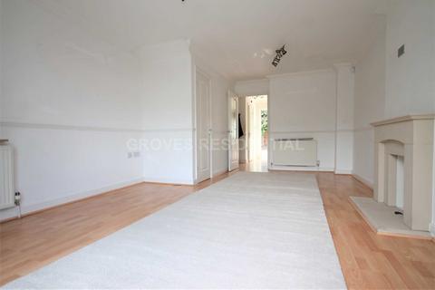 2 bedroom terraced house to rent, Gloster Road, New Malden