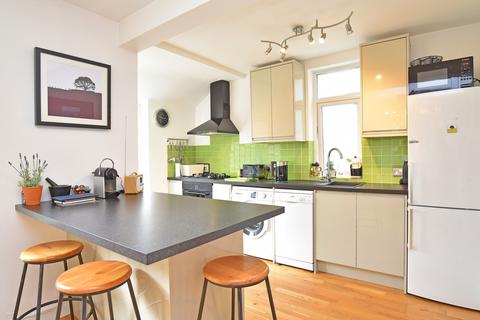36 Beech Road, Harrogate, HG2 8EA