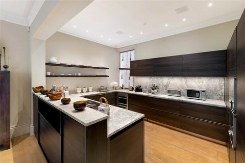 101 Barkston Gardens, London, SW5 0EU