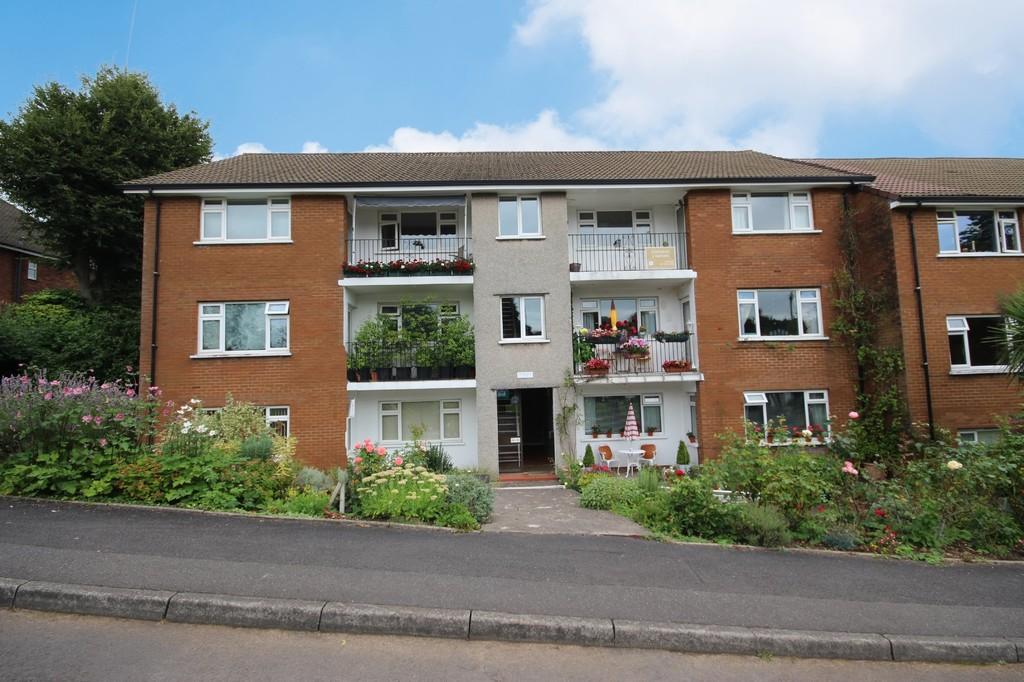 Pendwyallt Road, Whitchurch, Cardiff 2 bed flat £160,000