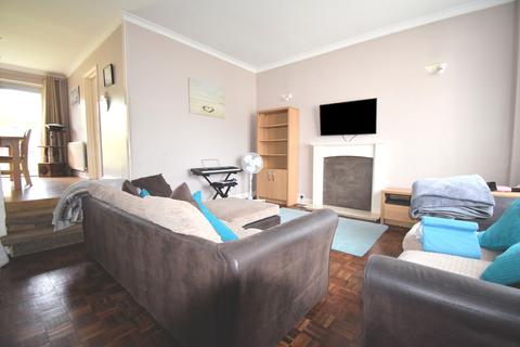 59 Boundary Road, Leigh-on-sea, SS9 5BP
