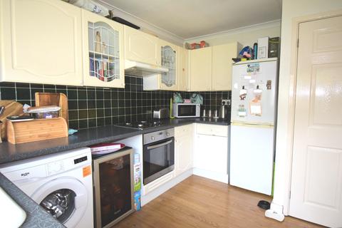 59 Boundary Road, Leigh-on-sea, SS9 5BP