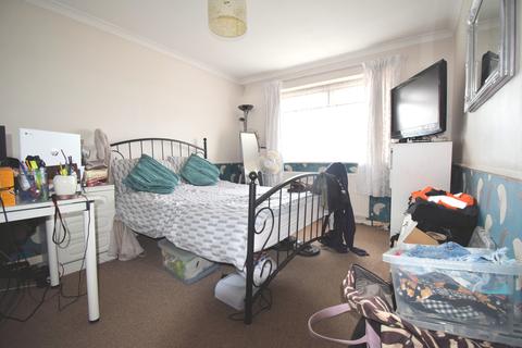 59 Boundary Road, Leigh-on-sea, SS9 5BP