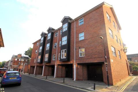 1 bedroom apartment to rent, Queens Staith Mews, York