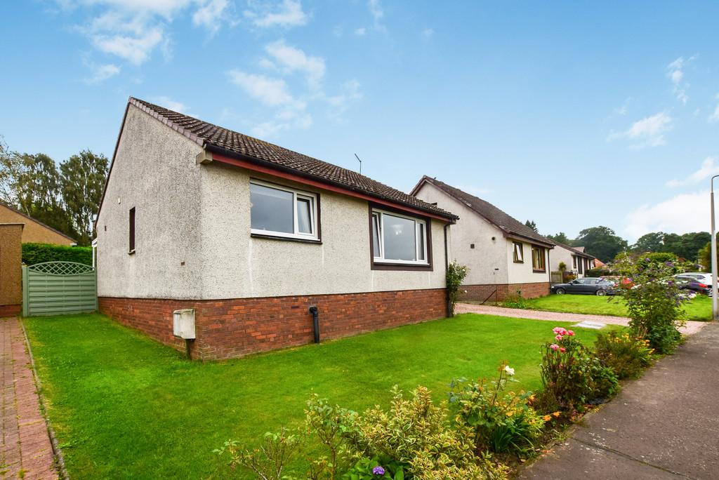 Elm Street, Errol, Perth 3 bed detached bungalow £215,000