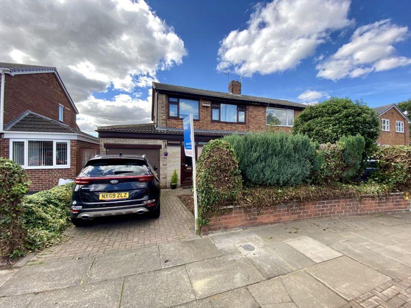 Ridley Drive, Norton, Stockton, TS20 1HE 3 bed semidetached house £