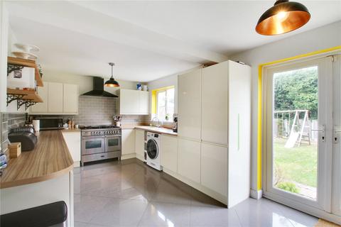 3 Perran Close, Hartley, Longfield, DA3 7EU