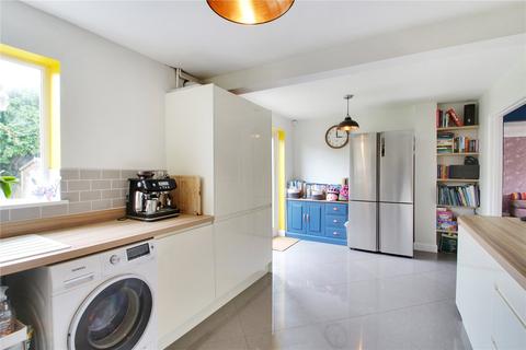 3 Perran Close, Hartley, Longfield, DA3 7EU