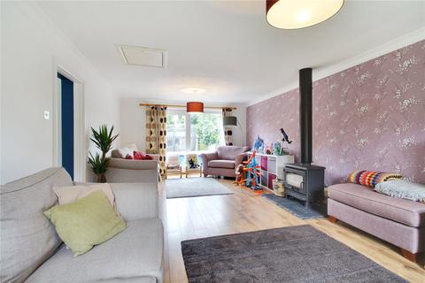 3 Perran Close, Hartley, Longfield, DA3 7EU