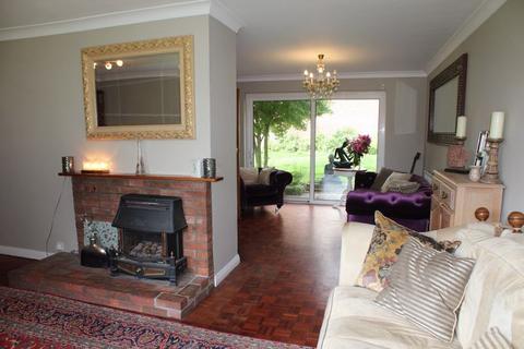 4 Lodge Close, Wateringbury, Maidstone, ME18 5PB