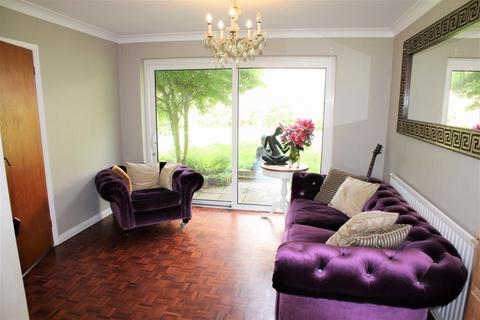 4 Lodge Close, Wateringbury, Maidstone, ME18 5PB