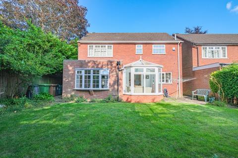 1 Kingscroft Close, Sutton Coldfield, B74 2HJ