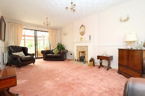 17 Lippitts Hill, Luton, LU2 7YN