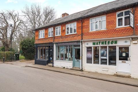 Shop to rent, Crossways Road, Grayshott