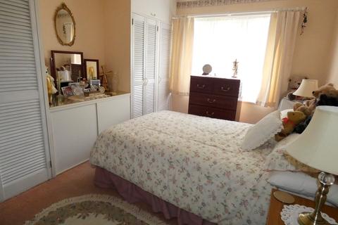 72 Studland Road, London, W7 3QX