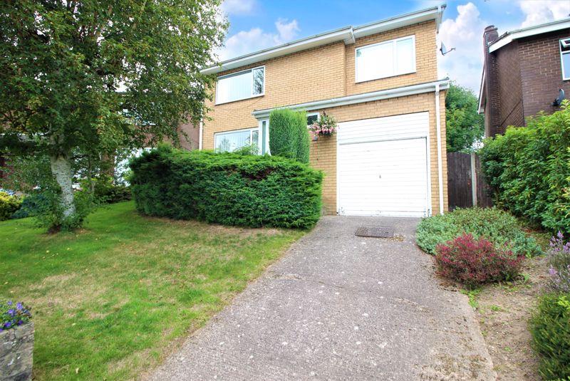 Swaledale Avenue, Congleton 4 bed detached house £320,000
