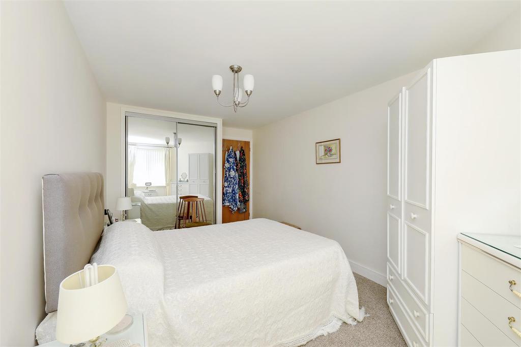 Bedroom.jpg