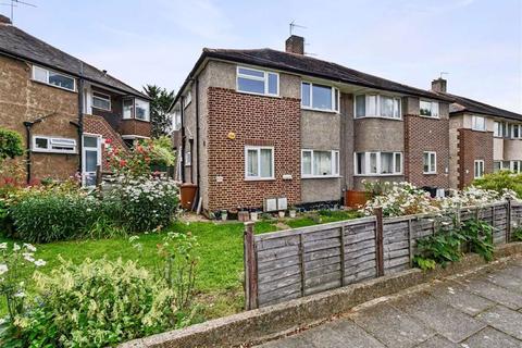 103 Meadowview Road, London, SE6 3NJ