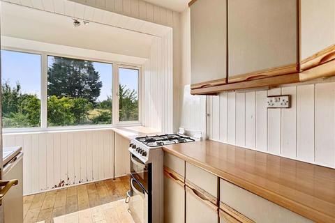 103 Meadowview Road, London, SE6 3NJ