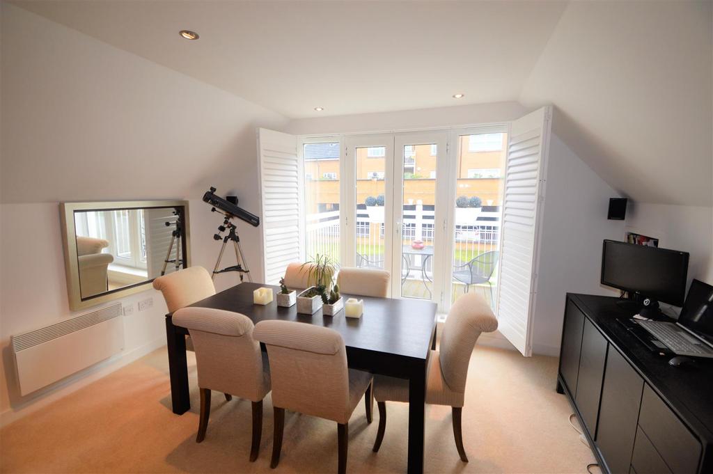 UNDER OFFER Shore Point, High Road, Buckhurst Hill IG9 2 bed