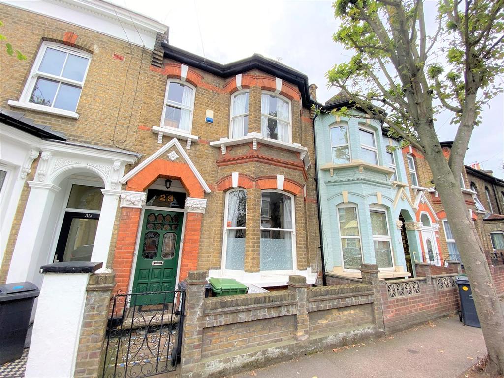 Ferndale Road, Leytonstone E11 4 bed terraced house £2,600 pcm (£600 pw)