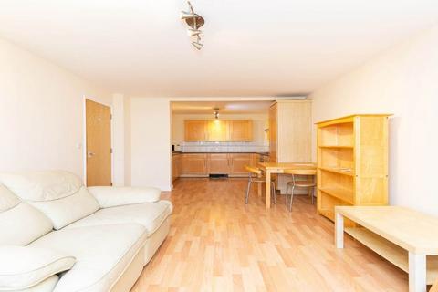 2 bedroom flat to rent, N7