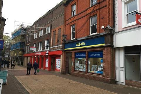 Retail property (high street) to rent, High Street, King's Lynn, Norfolk, PE30 1BP